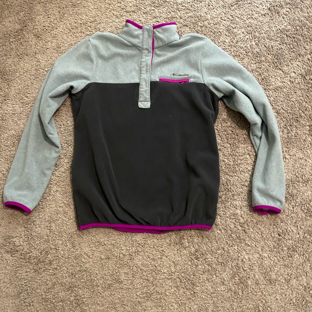 Columbia Women’s Sweatshirt